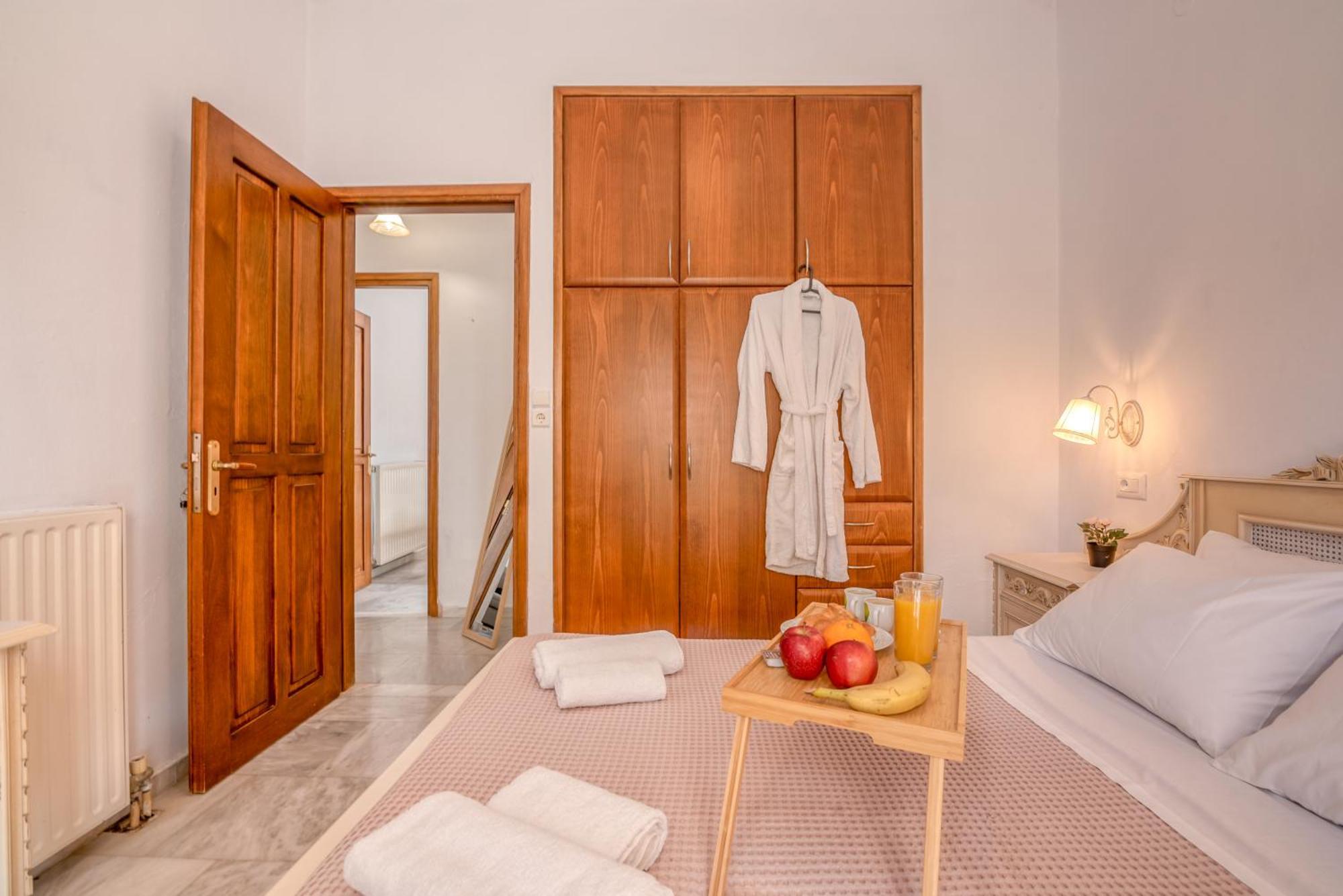 Villa Achilleas Deluxe Αpartment -Pet Friendly-Parking-Mountain View à Kotsianá Extérieur photo